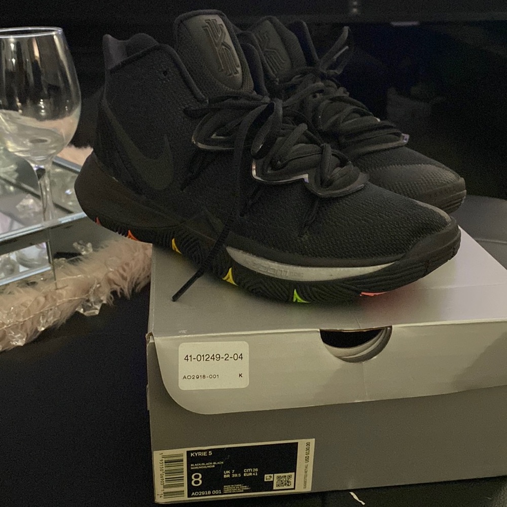 Kyrie 5